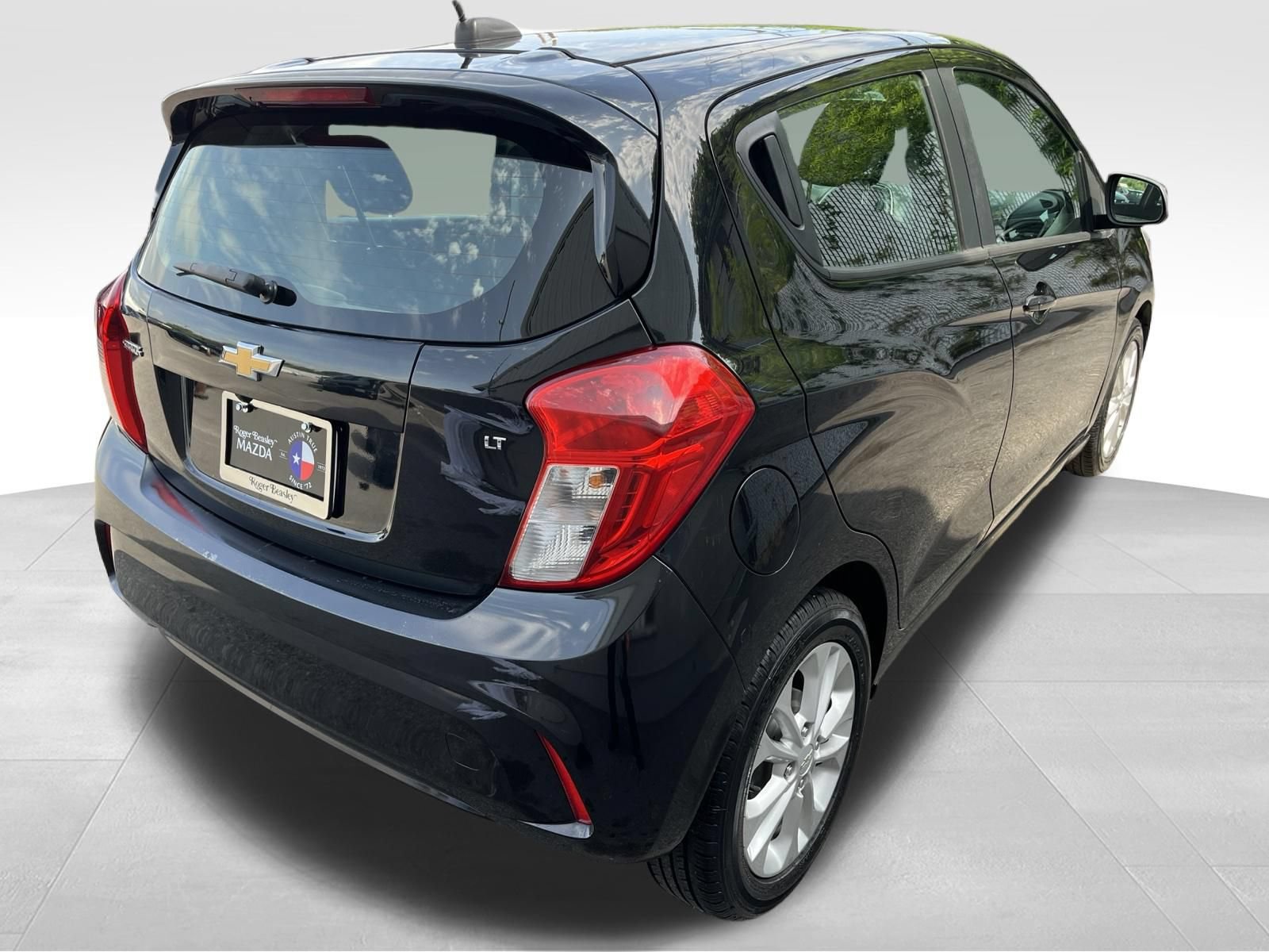 Used 2020 Chevrolet Spark LT FWD image 5