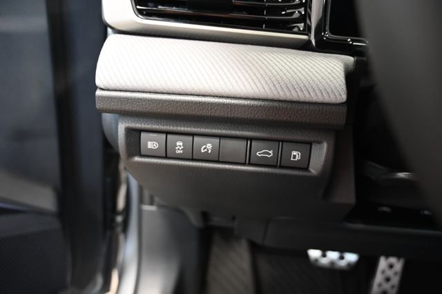 New 2026 Toyota Camry SE FWD image 25