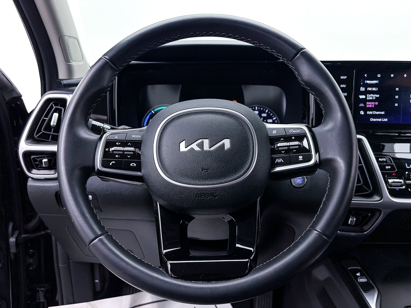 Used 2023 Kia Sorento EX image 30