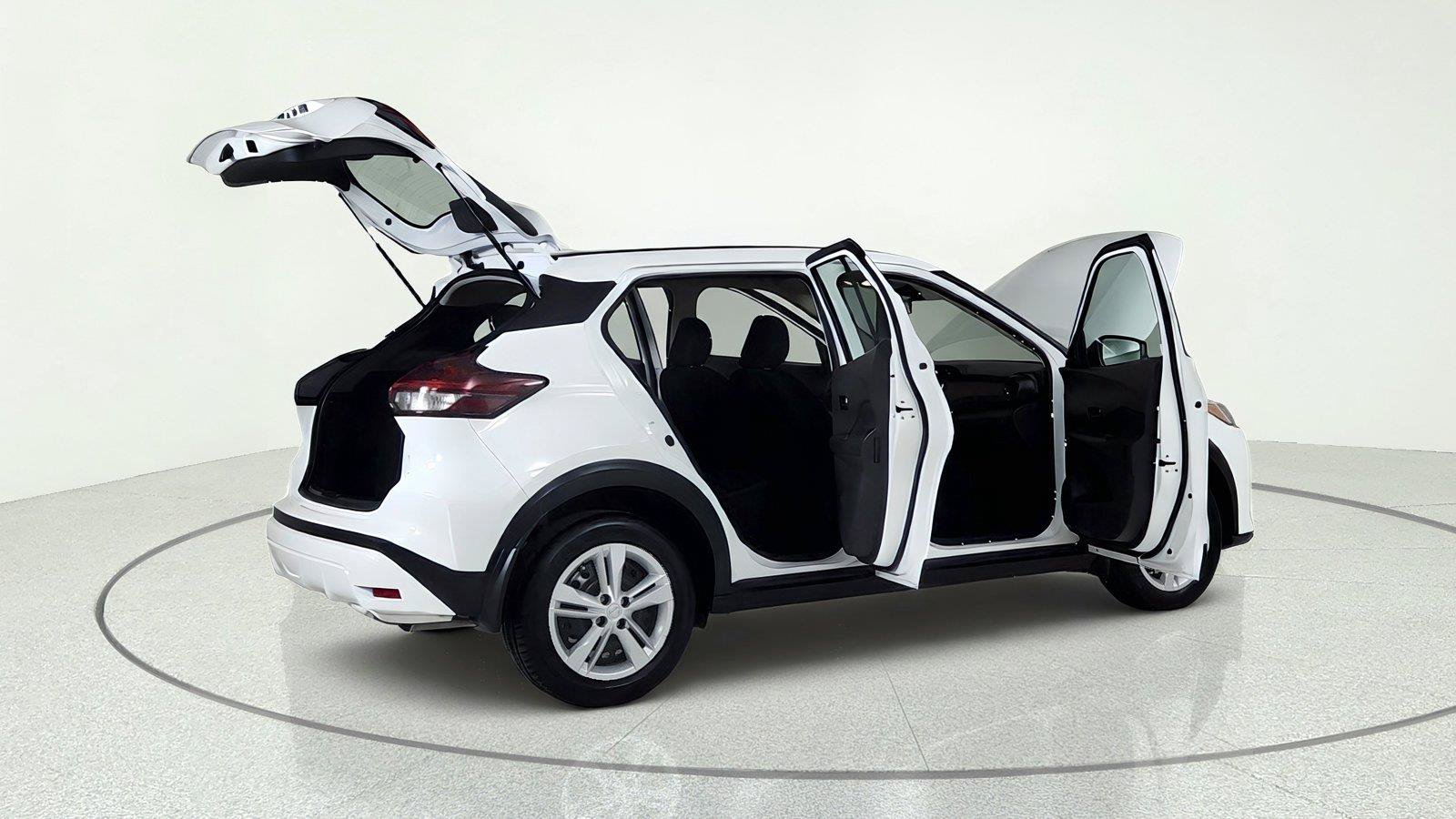 Used 2025 Nissan Kicks Play S FWD image 14