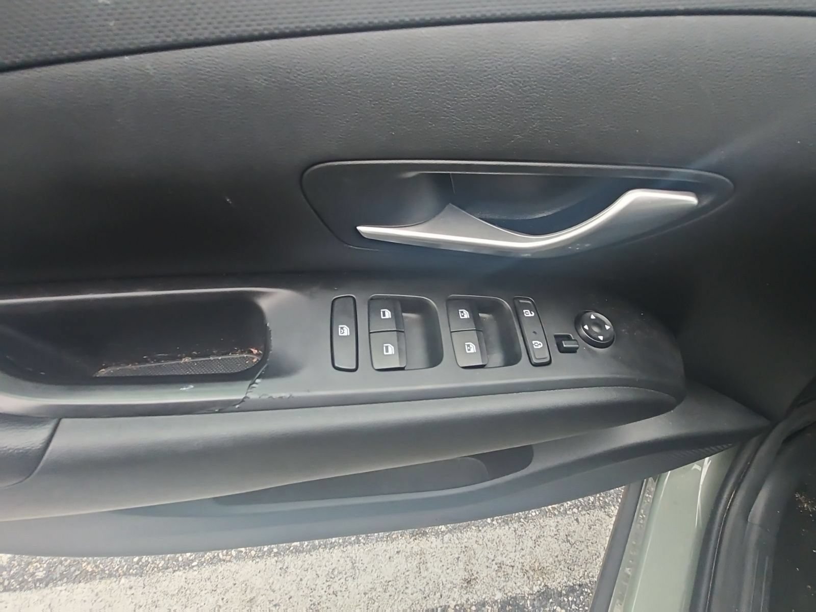 Used 2022 Hyundai Santa Cruz SEL FWD image 9
