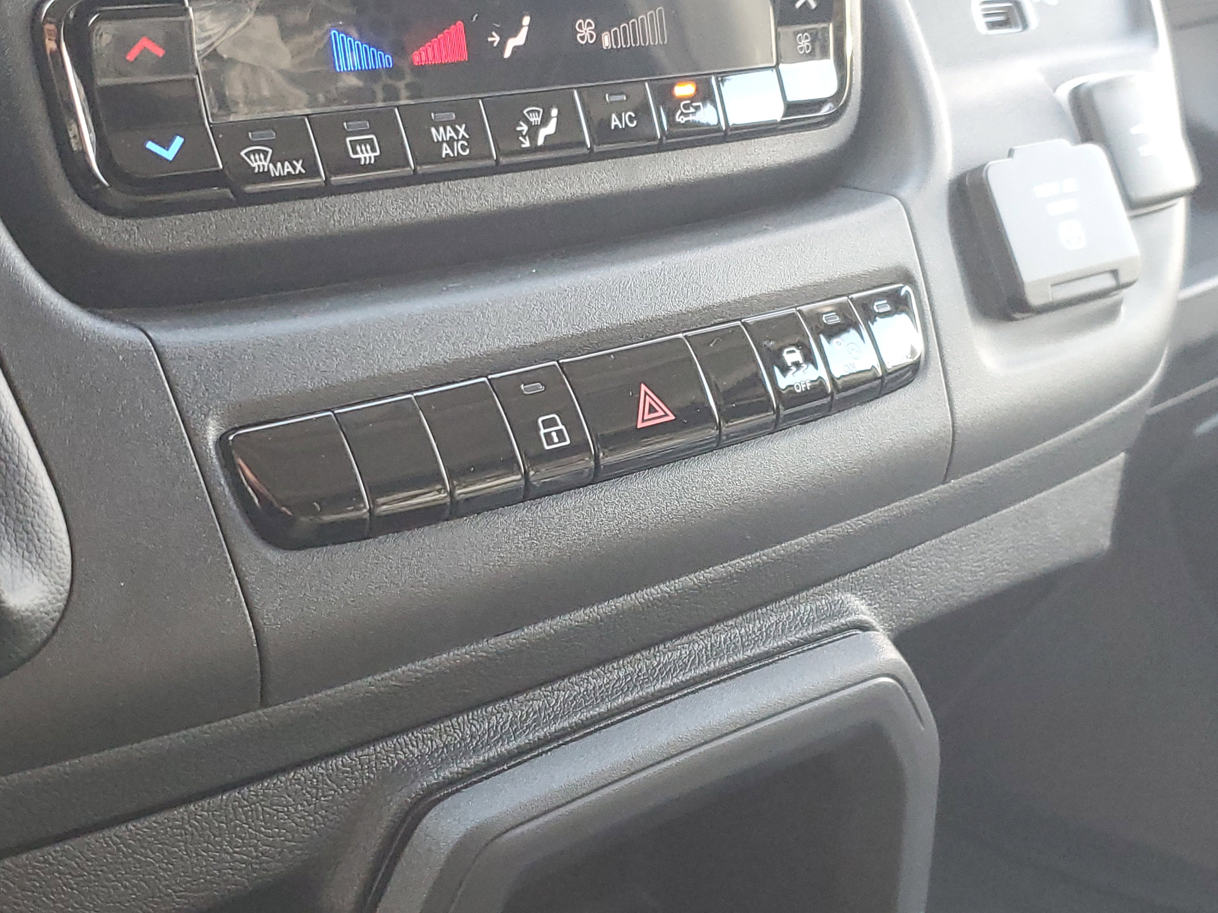 Used 2025 RAM ProMaster 2500 w/ Quick Order Package 22G SLT image 17