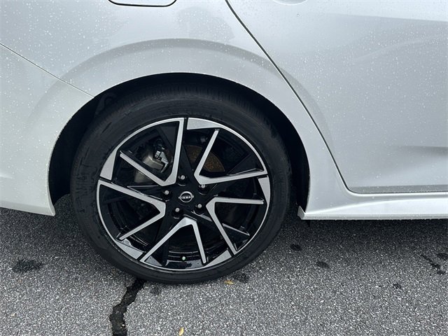 Certified 2025 Nissan Sentra SR image 18