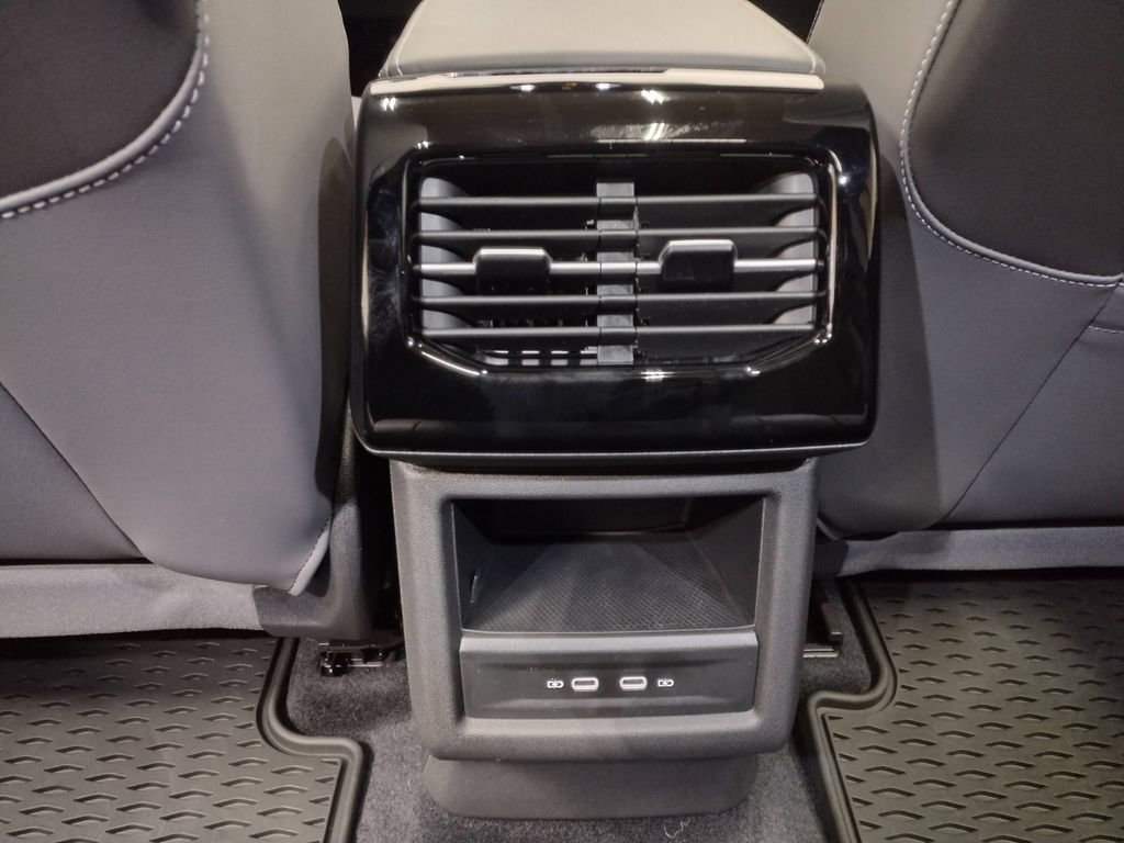 New 2026 Volkswagen ID.4 Pro S image 33