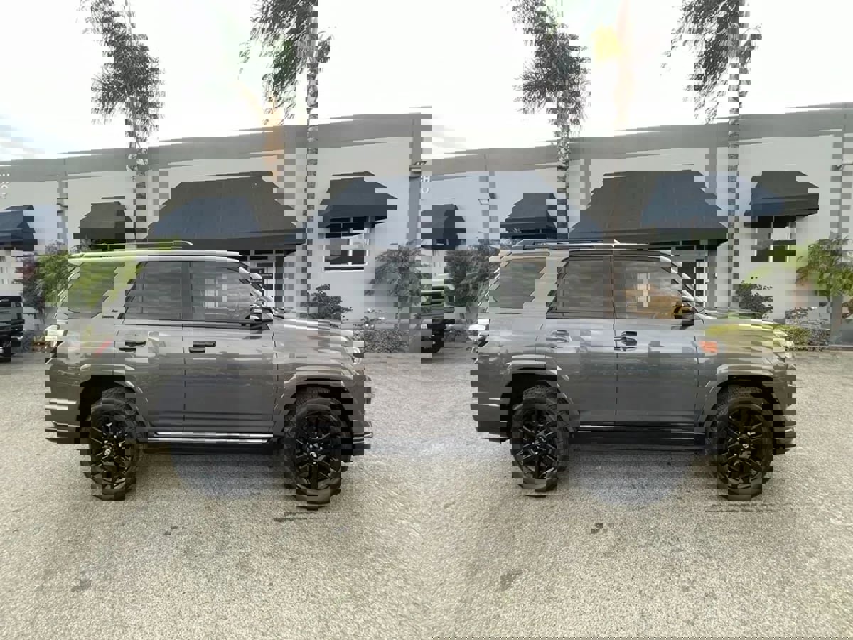 Used 2020 Toyota 4Runner Nightshade image 4