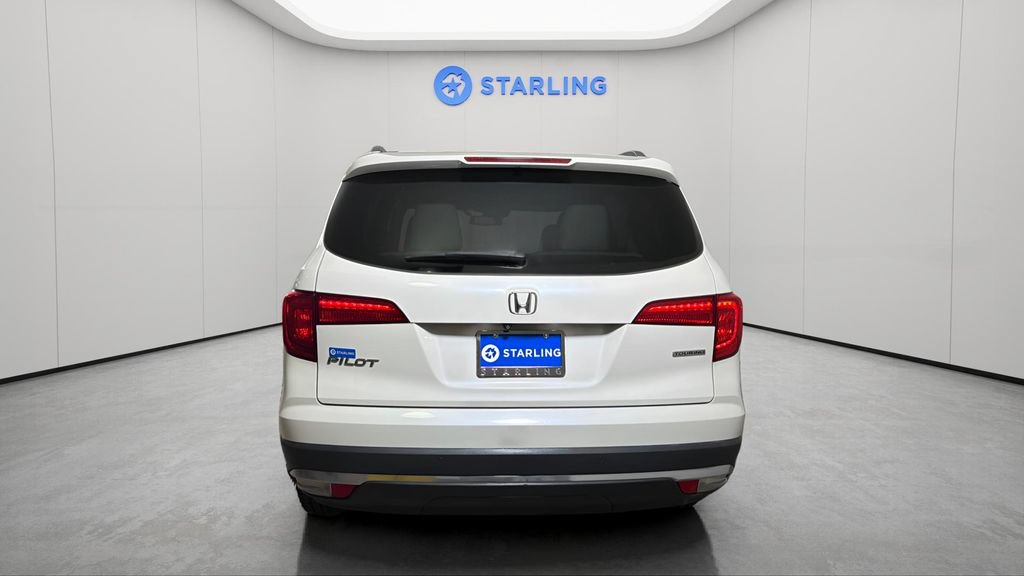 Used 2017 Honda Pilot Touring image 7