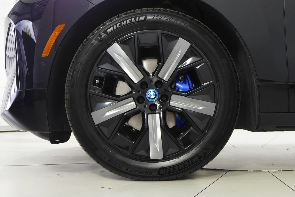 Used 2025 BMW iX M60 AWD/4WD image 5