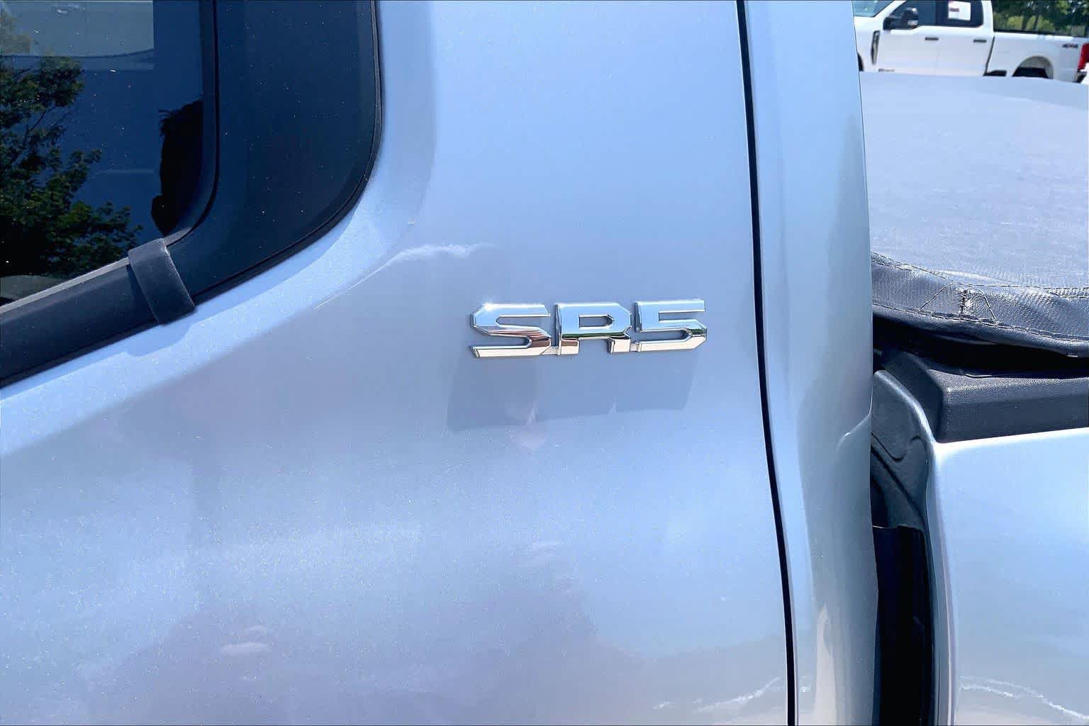 Used 2025 Toyota Tacoma SR5 AWD/4WD image 10