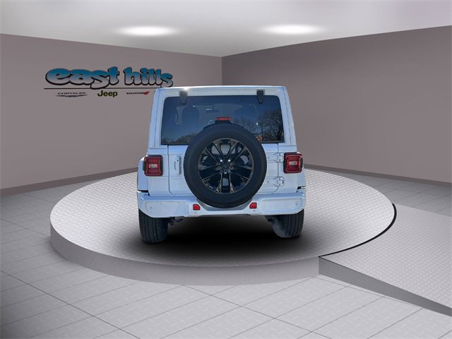 Certified 2022 Jeep Wrangler Unlimited Sahara image 4