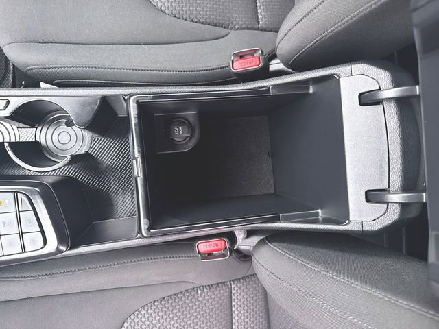 Used 2026 Kia Sportage LX w/ LX Convenience Package image 33