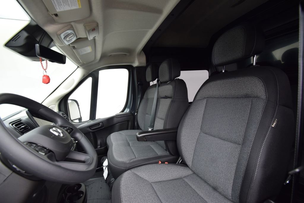 New 2026 RAM ProMaster 3500 w/ Crew Van Package FWD image 33
