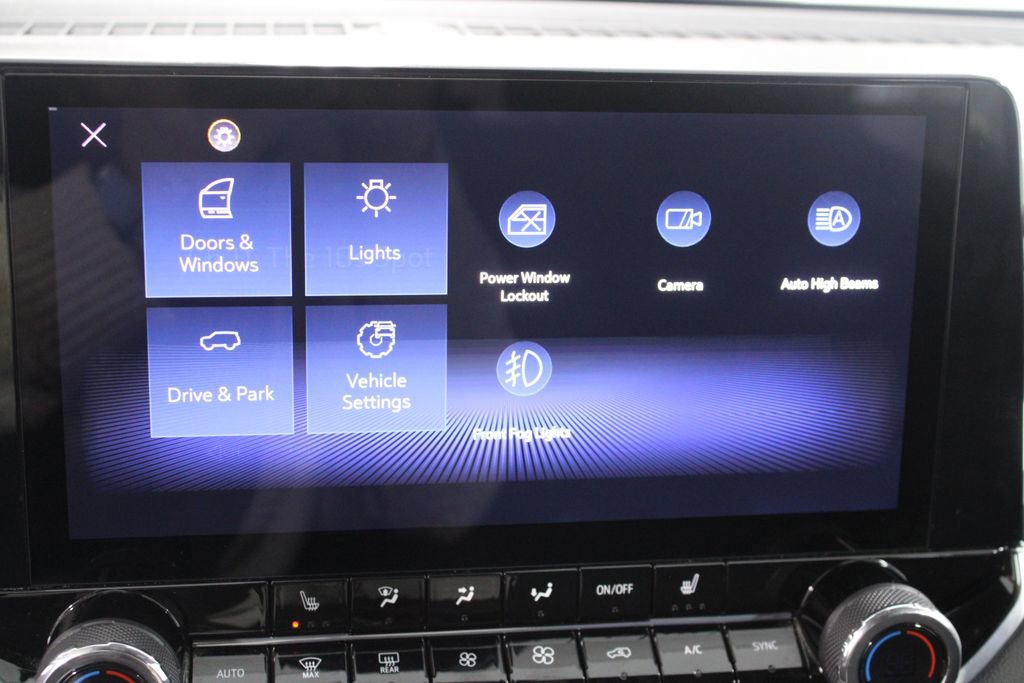 Used 2023 Chevrolet Colorado LT image 44