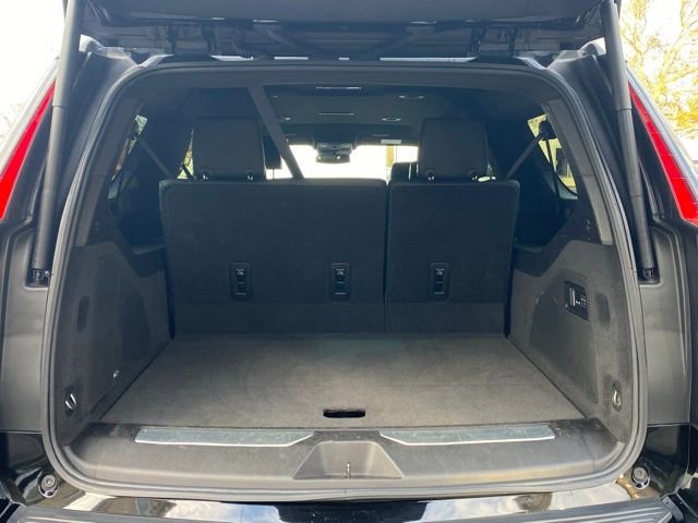 Used 2022 Cadillac Escalade ESV Luxury image 12