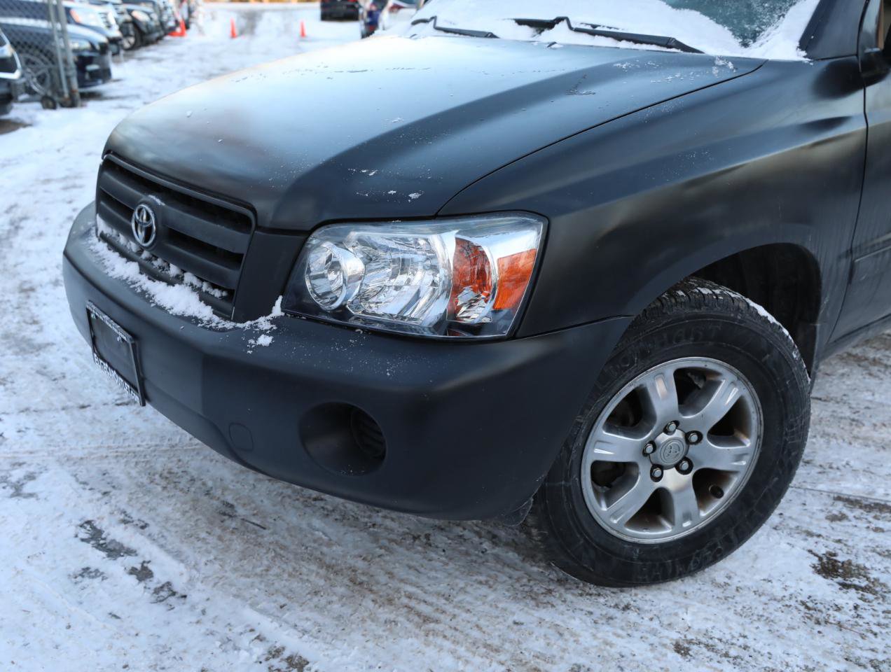 Used 2004 Toyota Highlander 2WD V6 image 2
