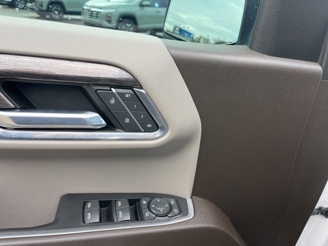 Used 2022 Chevrolet Silverado 1500 LTZ w/ LTZ Premium Texas Edition image 16