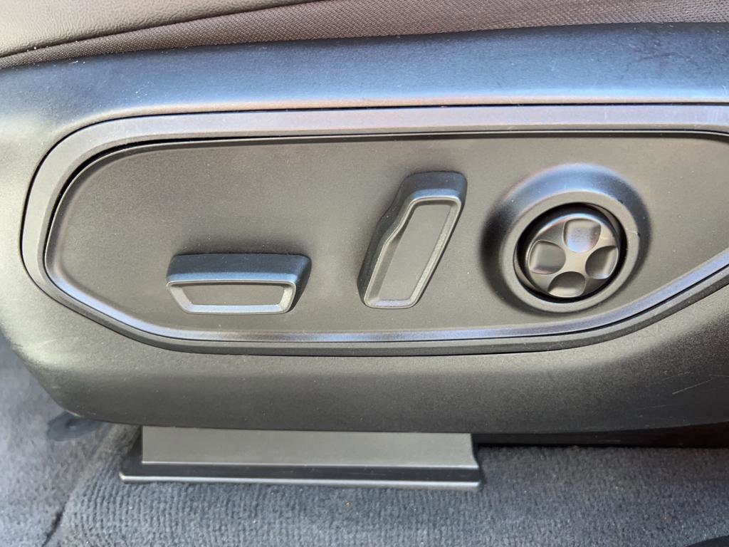 Used 2023 Jeep Grand Cherokee Altitude image 21