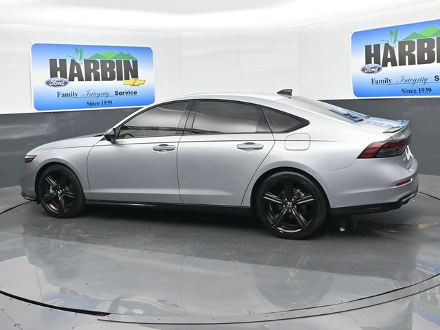 Used 2023 Honda Accord Sport image 3