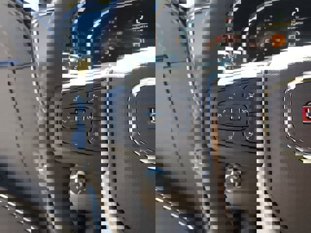 New 2026 GMC Sierra 1500 SLT w/ SLT Premium Plus Package image 31