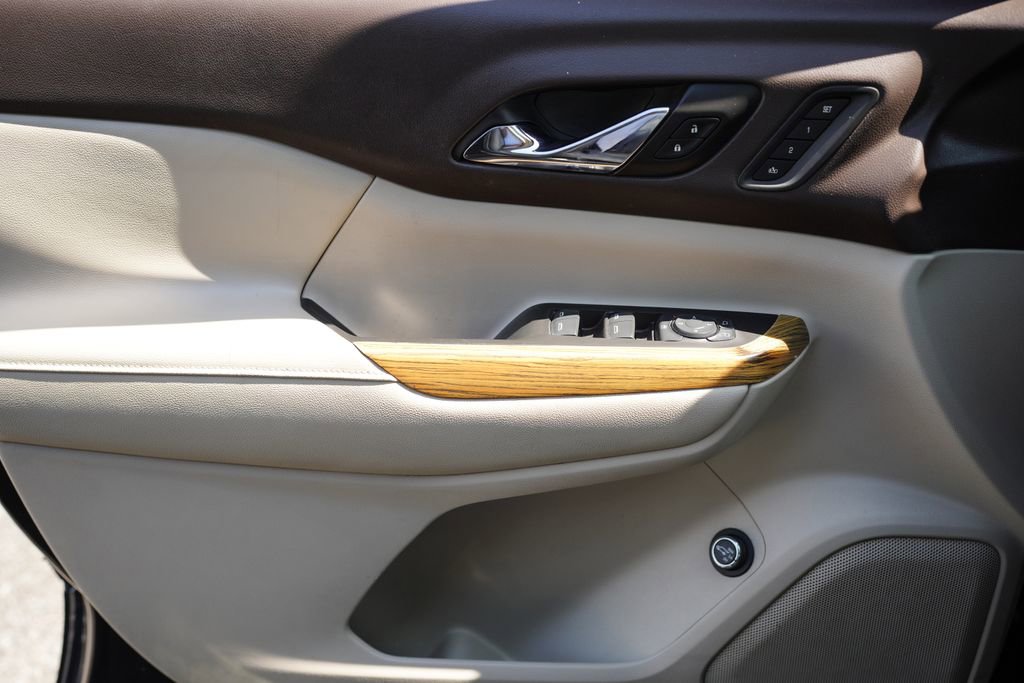 Used 2017 GMC Acadia Denali w/ LPO, Floor Liner Package image 35