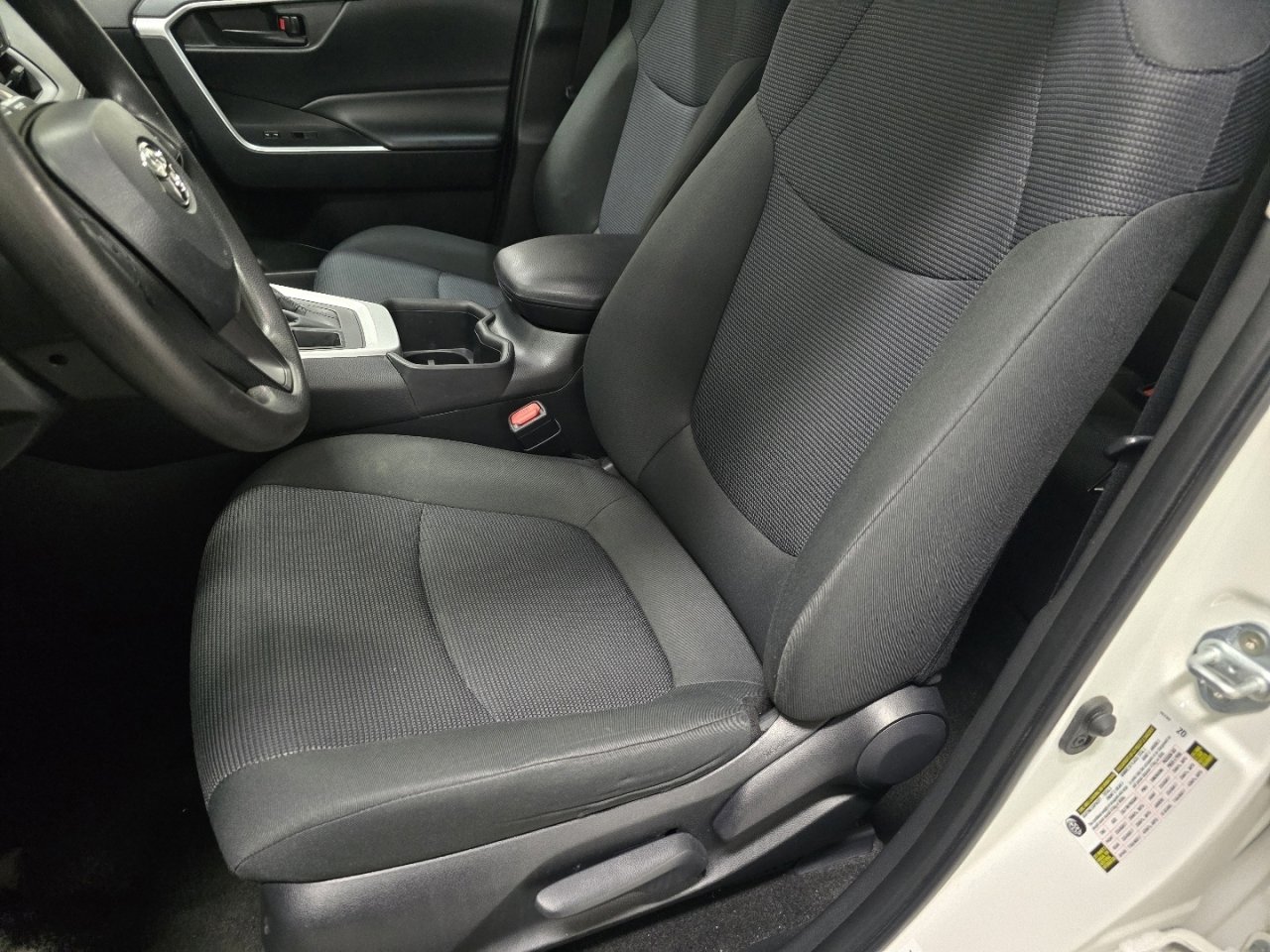 Certified 2024 Toyota RAV4 LE image 22