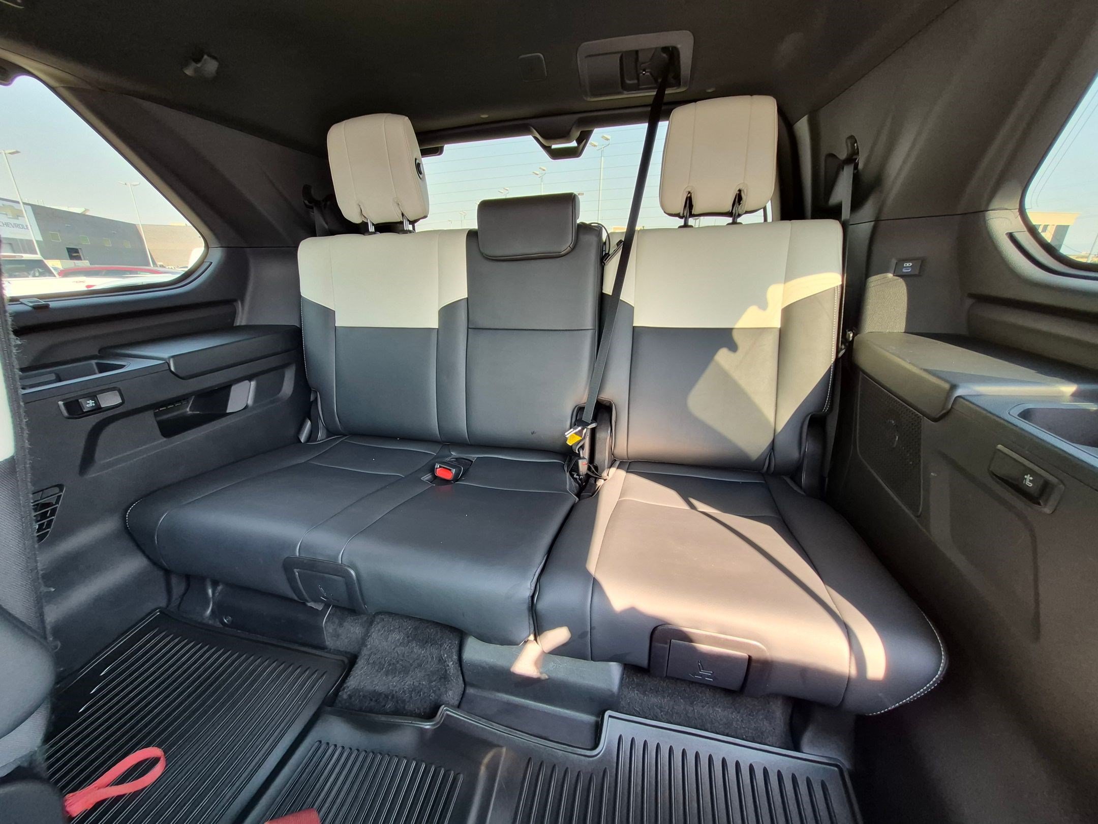 Used 2023 Toyota Sequoia Capstone AWD/4WD image 29
