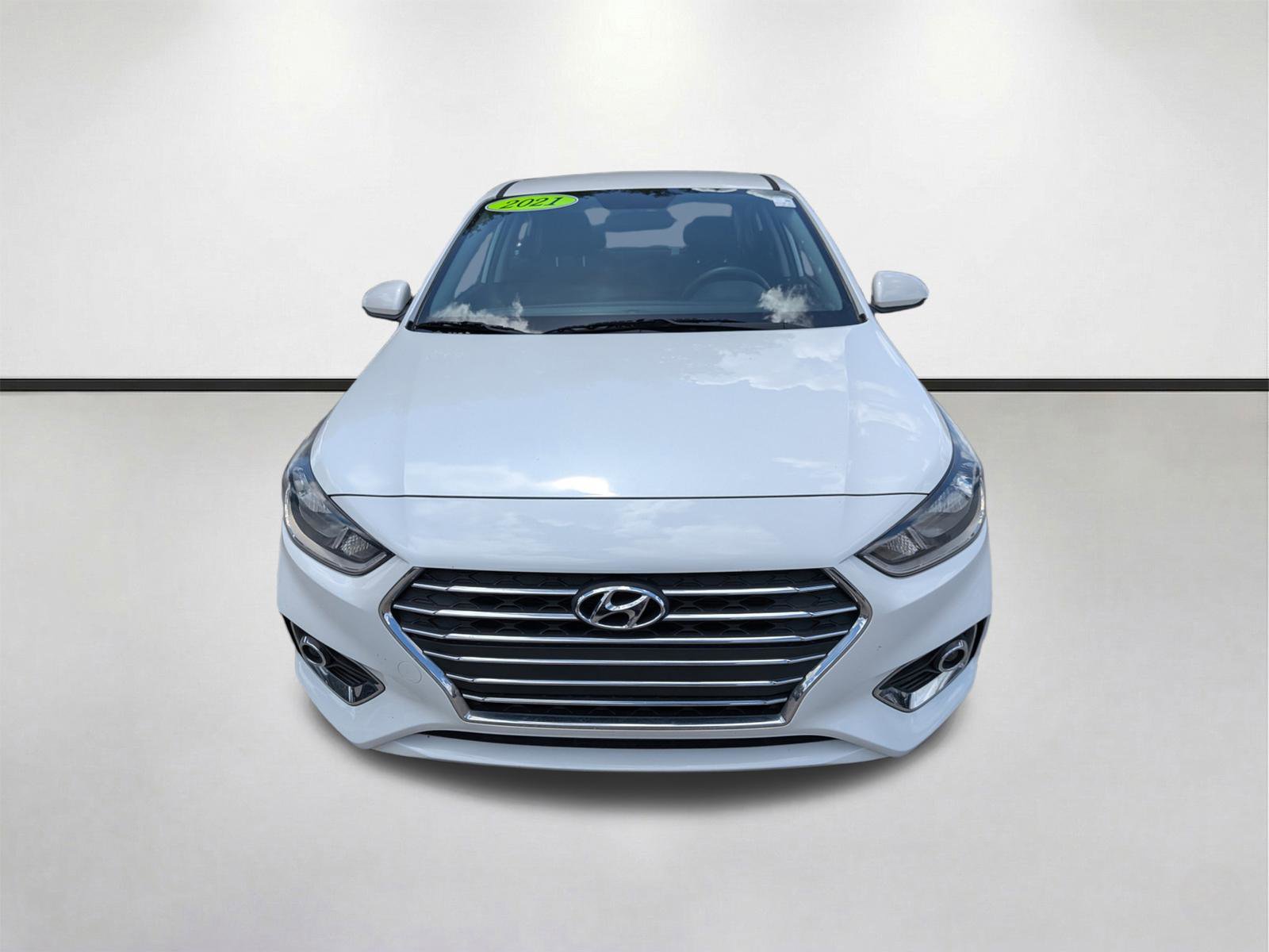 Used 2021 Hyundai Accent SEL FWD image 9