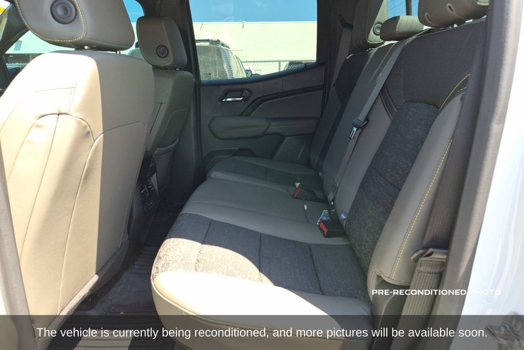 Used 2024 Chevrolet Colorado ZR2 w/ Technology Package AWD/4WD image 12