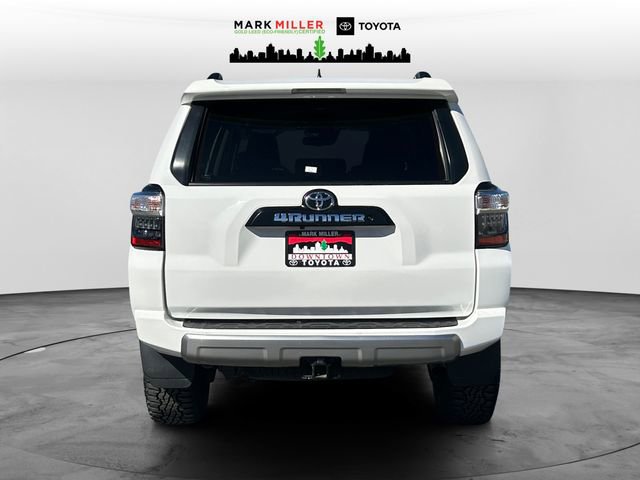 Used 2020 Toyota 4Runner TRD Off-Road AWD/4WD image 4