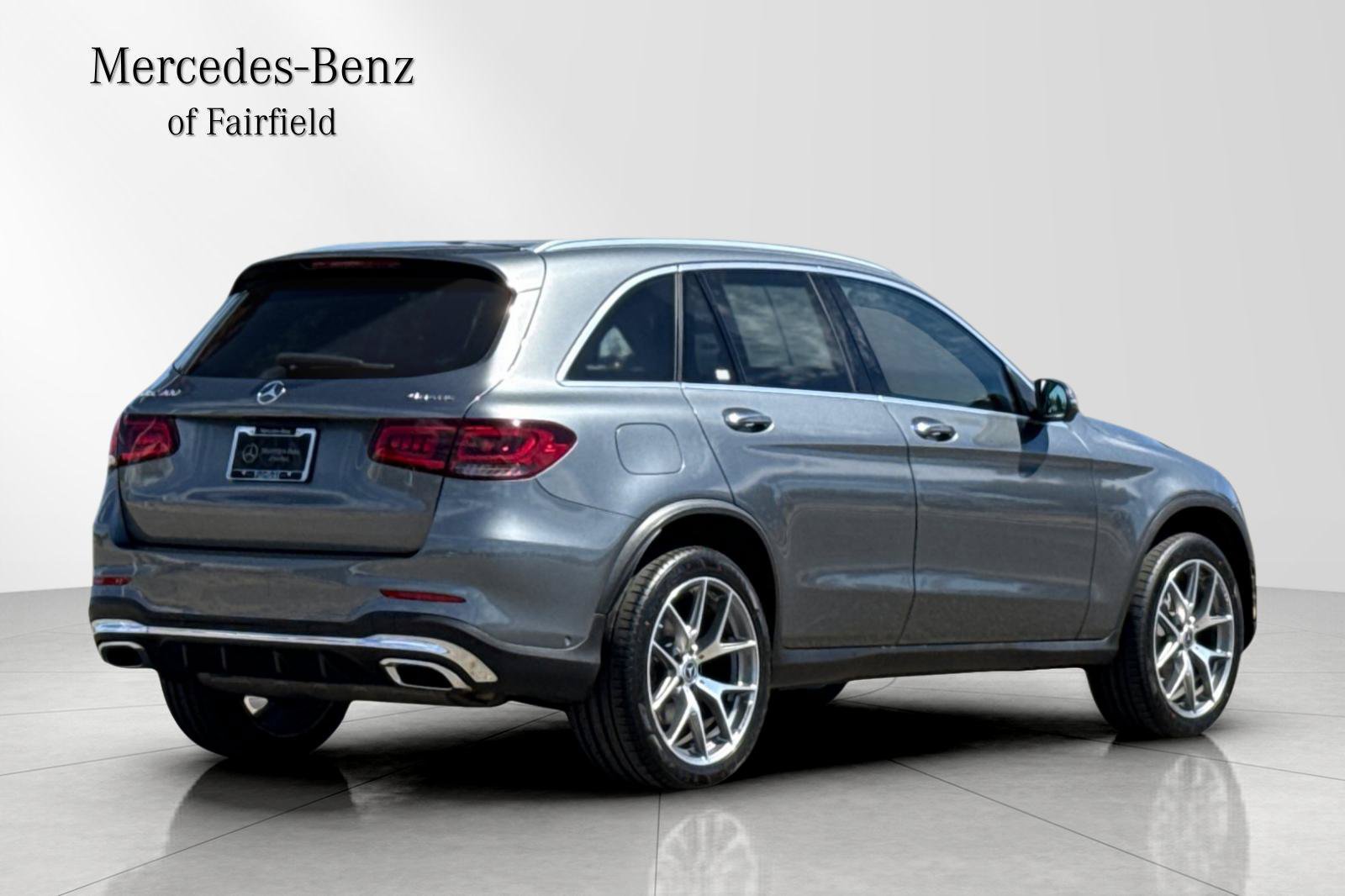 Used 2021 Mercedes-Benz GLC 300 4MATIC w/ AMG Line image 2