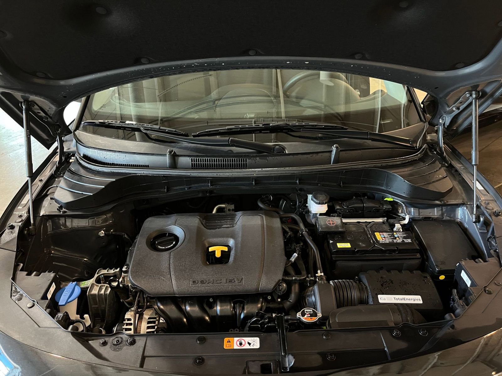 Used 2025 Kia Soul LX w/ LX Technology Package FWD image 31