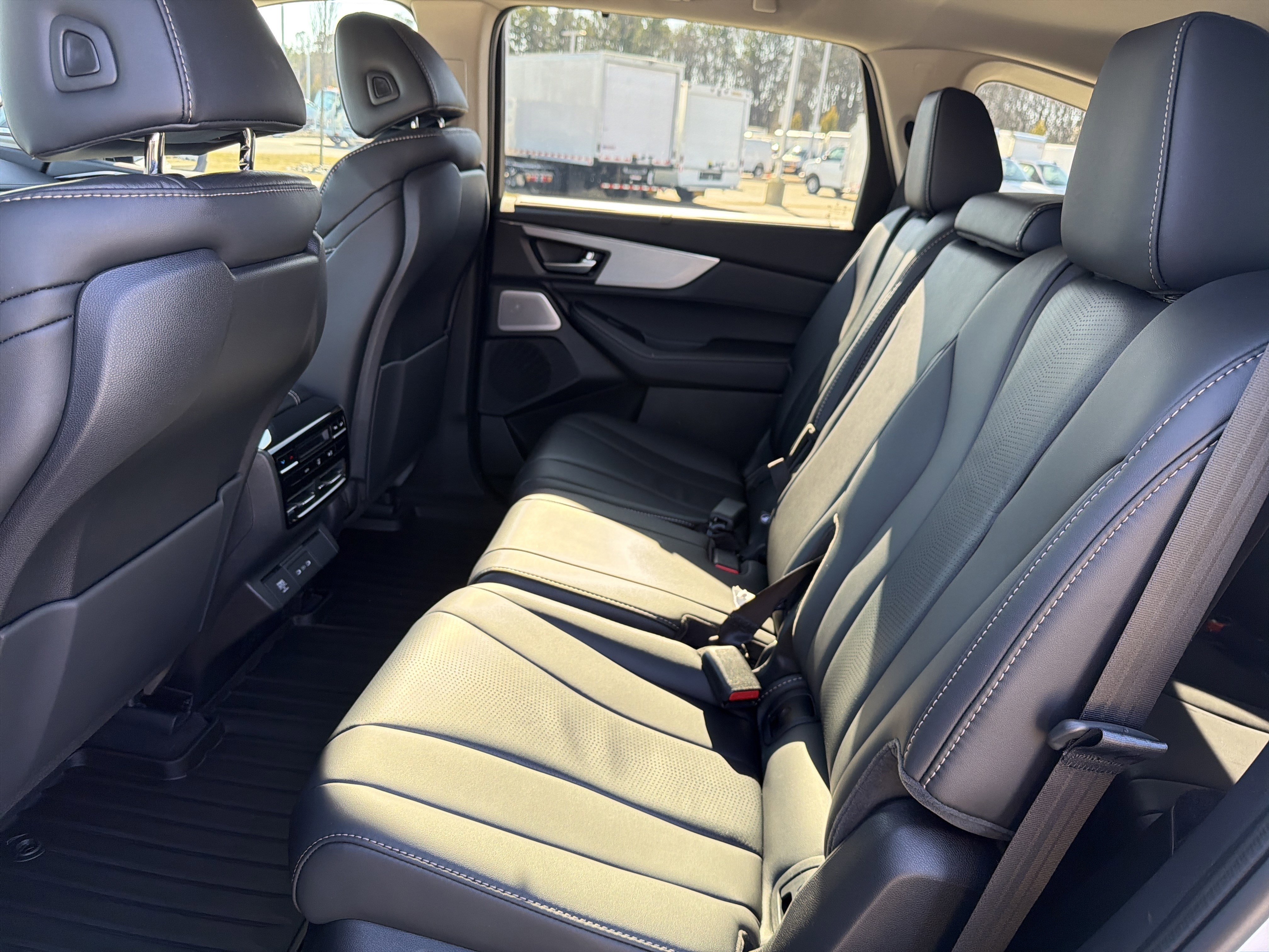 Certified 2026 Acura MDX FWD w/ Technology Package image 31