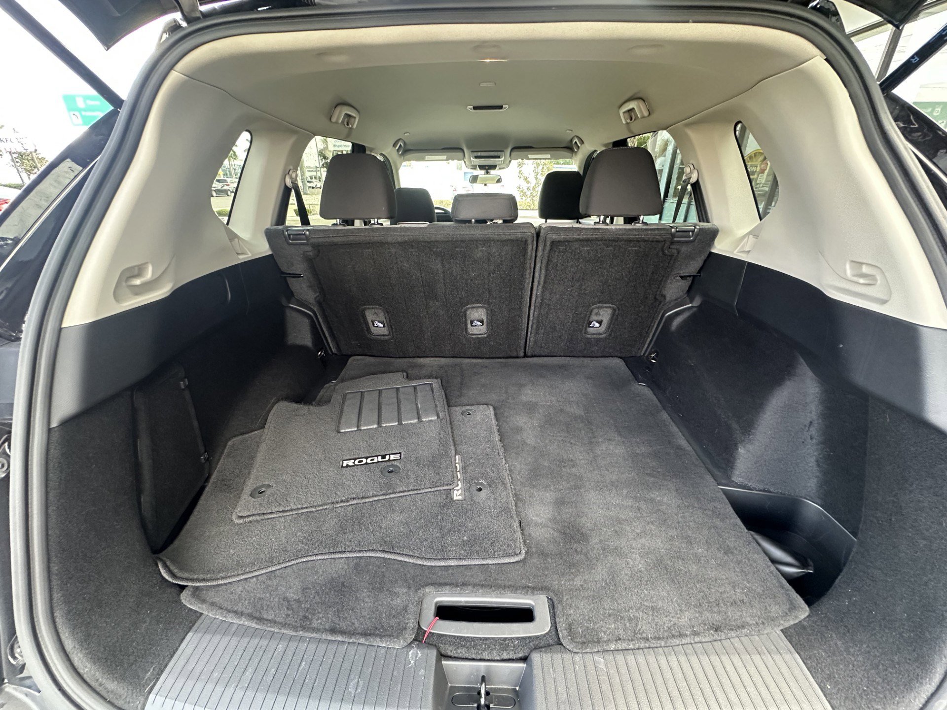 Certified 2023 Nissan Rogue SV image 21