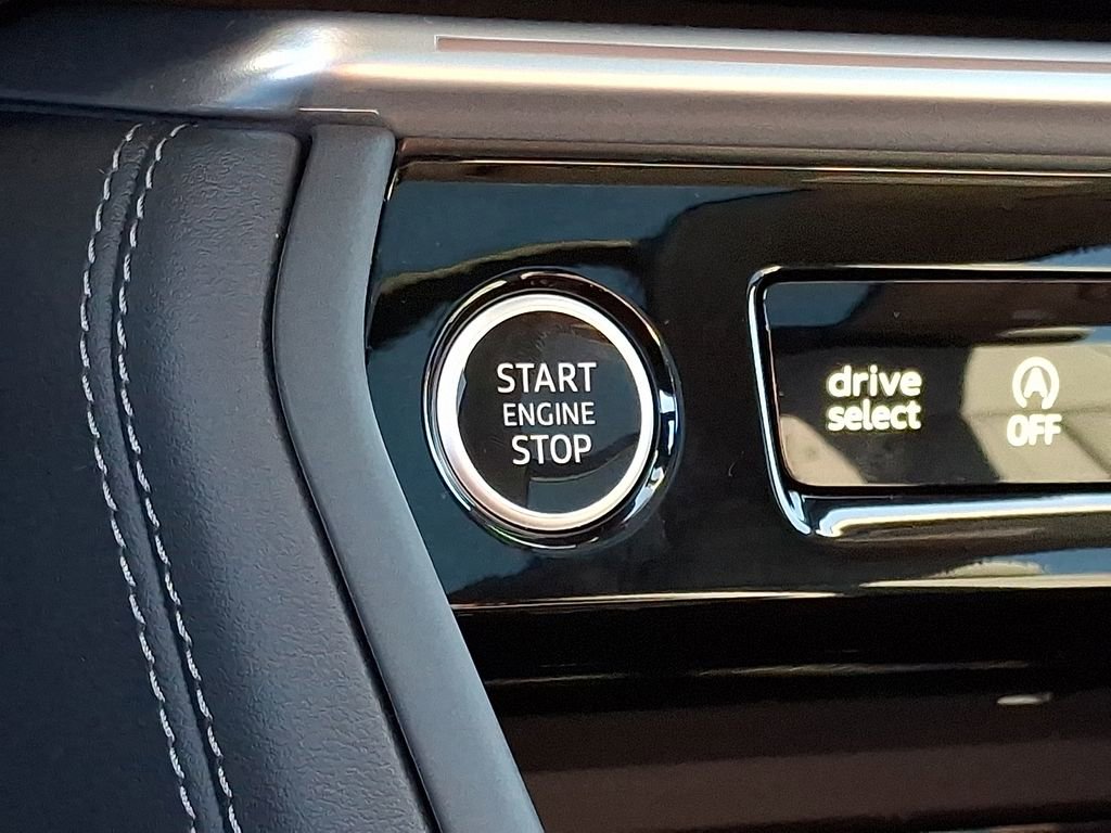 Used 2025 Audi Q5 Premium Plus w/ Premium Plus image 24