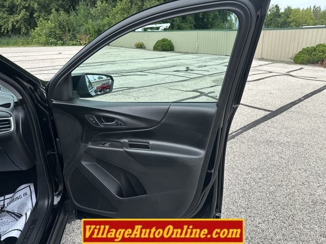 Used 2018 Chevrolet Equinox LT AWD/4WD image 33