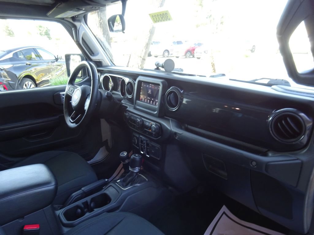Used 2022 Jeep Gladiator Sport AWD/4WD image 15
