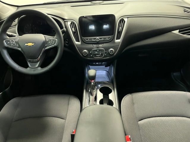 Used 2024 Chevrolet Malibu RS image 2