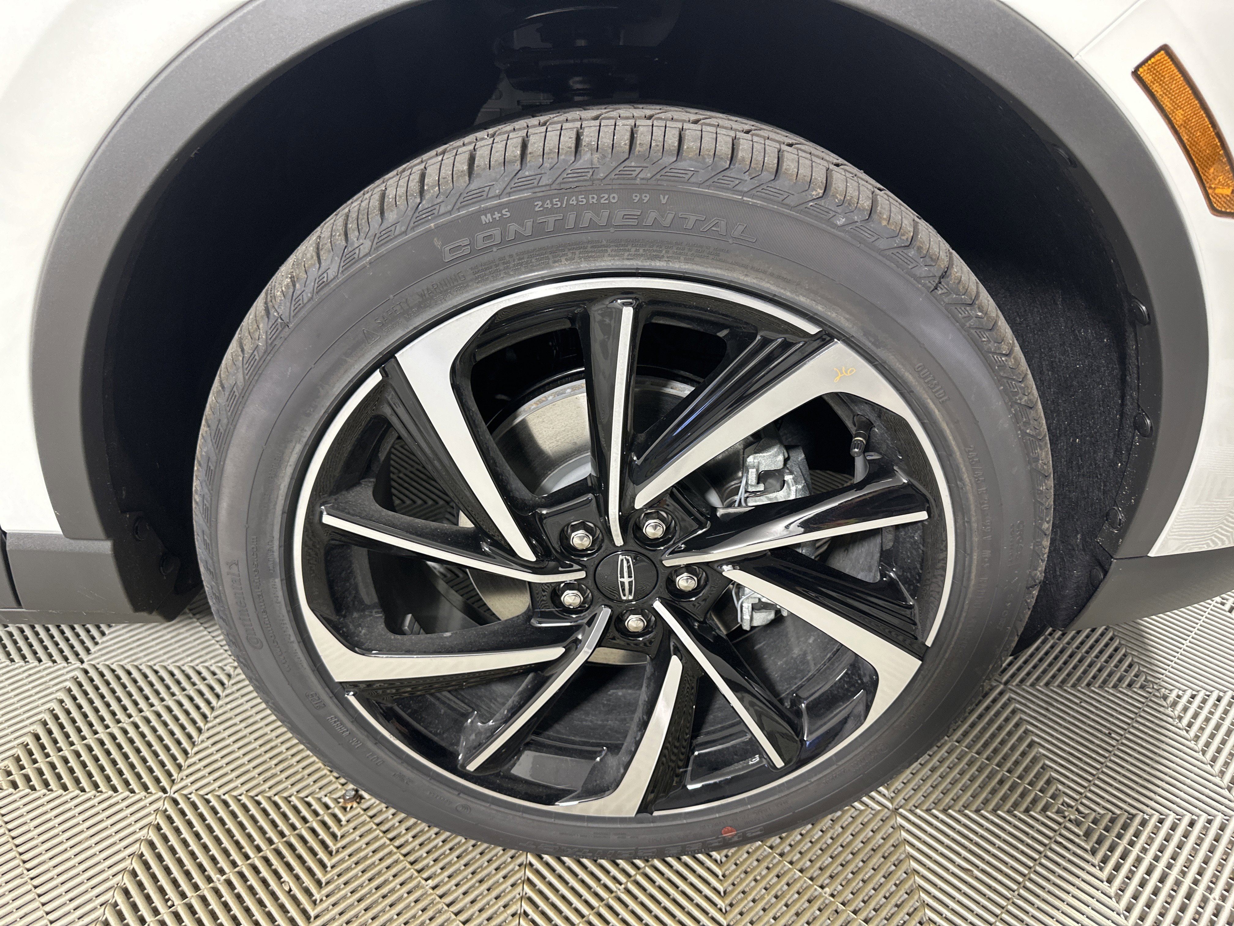 New 2026 Lincoln Corsair Reserve image 27