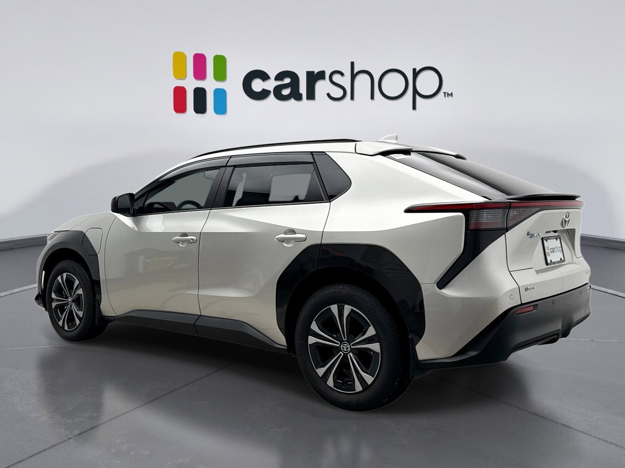 Used 2025 Toyota bZ4X AWD image 3