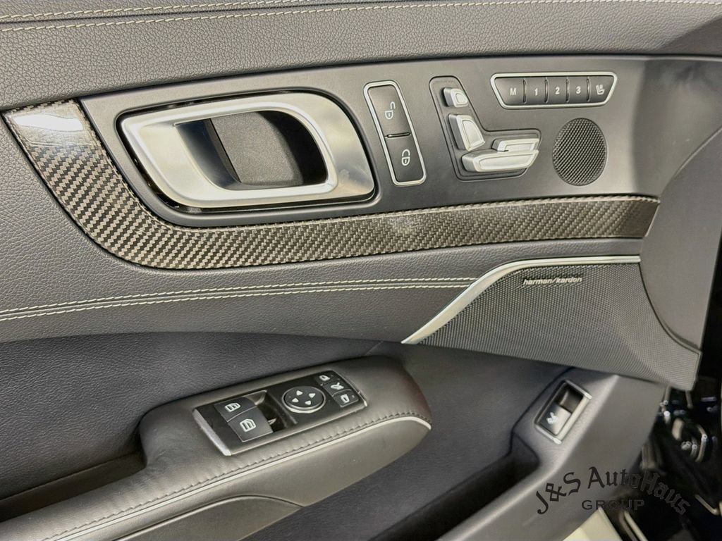 Used 2013 Mercedes-Benz SL 63 AMG image 22