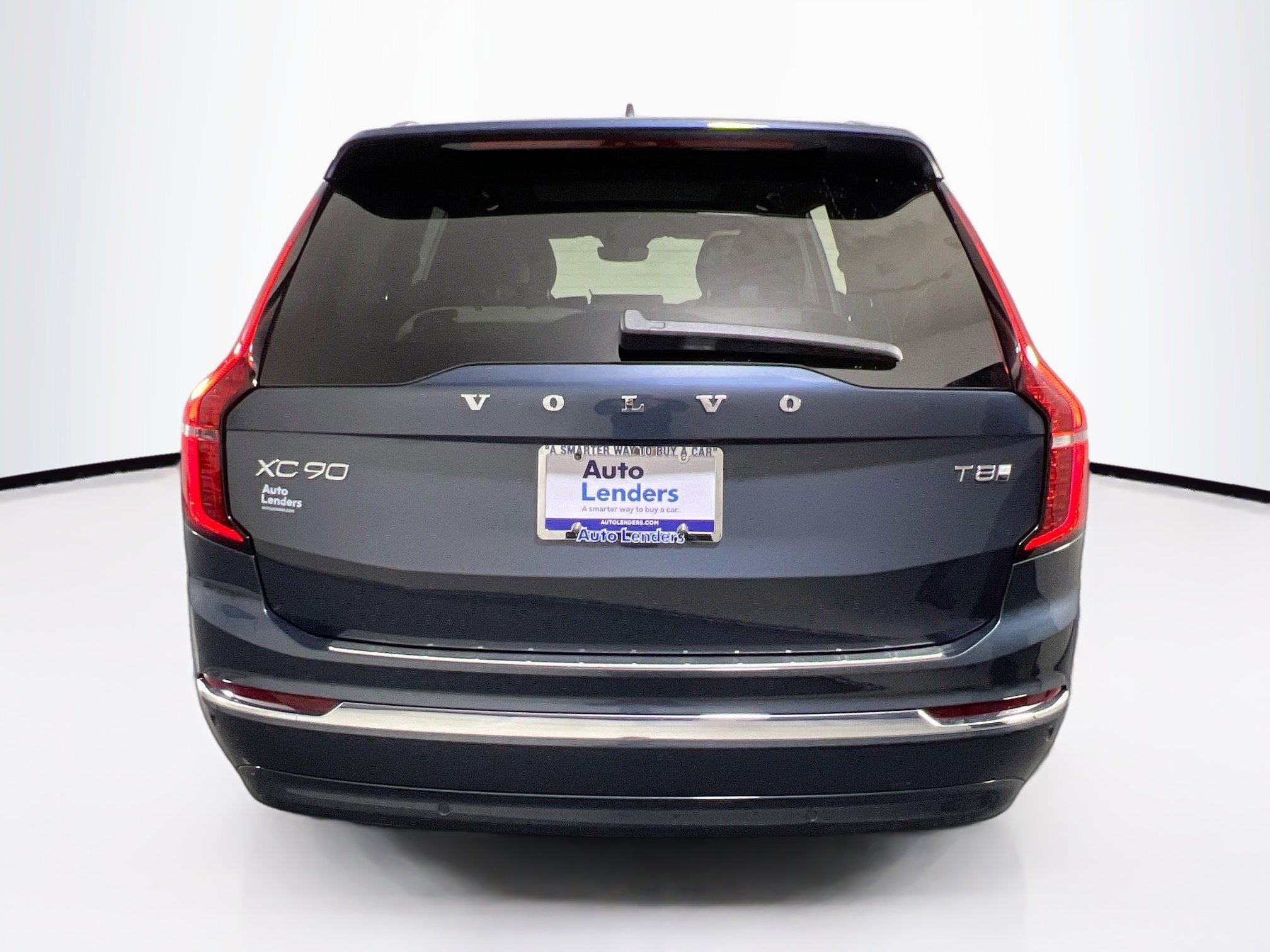 Used 2025 Volvo XC90 T8 Plus w/ Protection Package Premier image 6