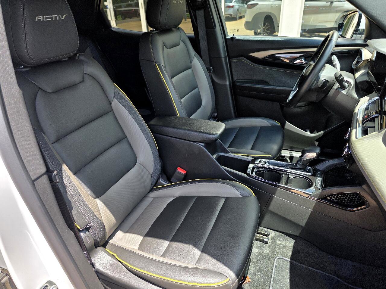 Used 2024 Chevrolet TrailBlazer ACTIV w/ Driver Confidence Package image 19