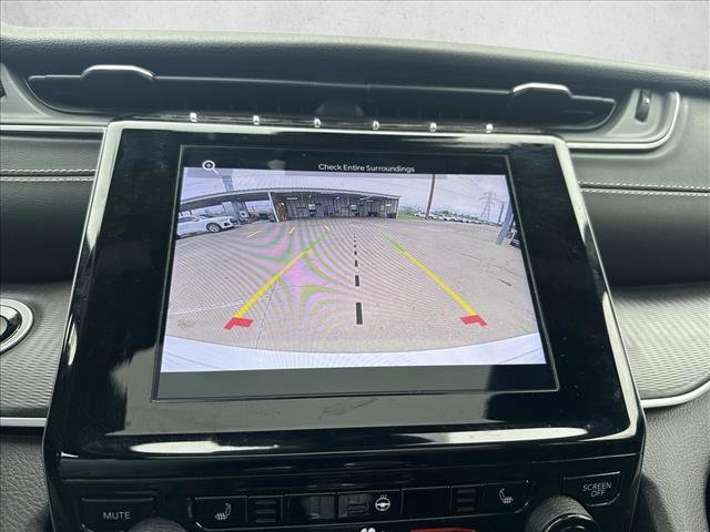 Used 2023 Jeep Grand Cherokee Altitude image 11