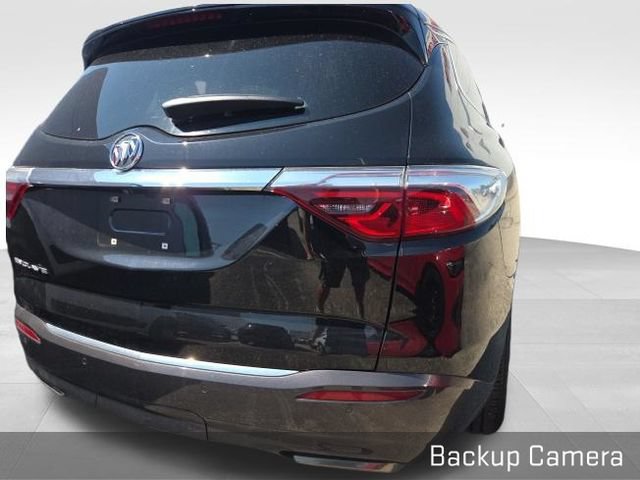 Used 2023 Buick Enclave Essence FWD image 7