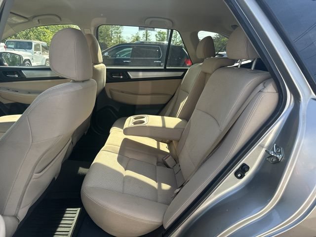 Used 2018 Subaru Outback 2.5i Premium AWD/4WD image 10