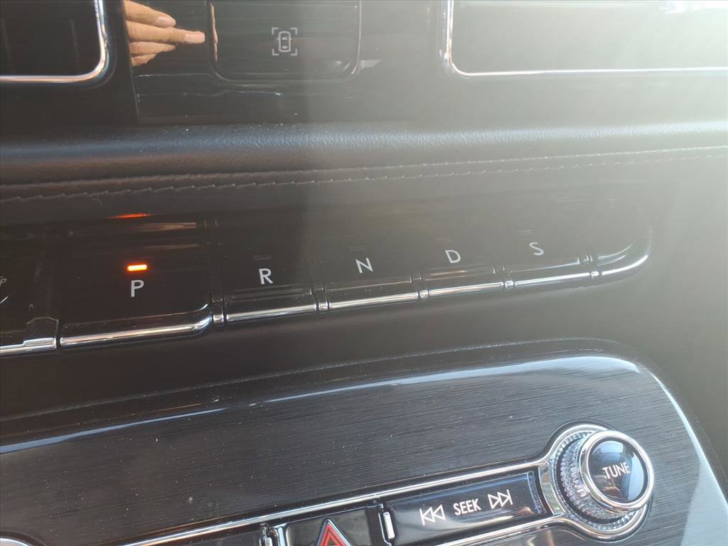 Used 2023 Lincoln Nautilus Reserve image 21