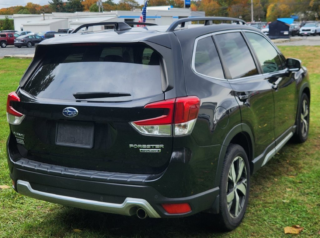 Used 2021 Subaru Forester Touring AWD/4WD image 8