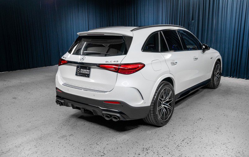 New 2026 Mercedes-Benz GLC 43 AMG 4MATIC image 5