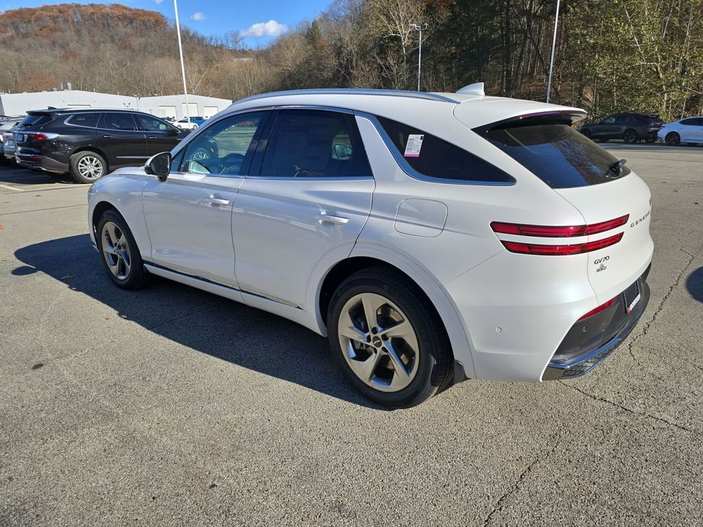 New 2026 Genesis GV70 2.5T Advanced image 3