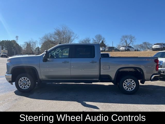 Used 2025 Chevrolet Silverado 2500 LT w/ Convenience Package image 9