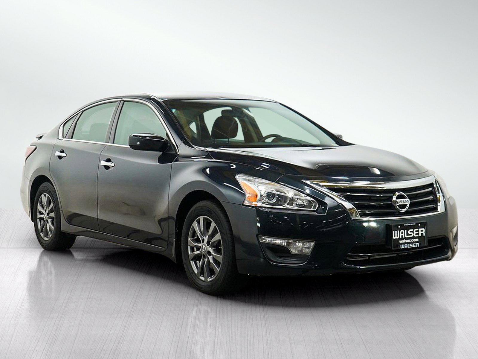 Used 2015 Nissan Altima 2.5 S w/ Special Edition Package FWD image 7